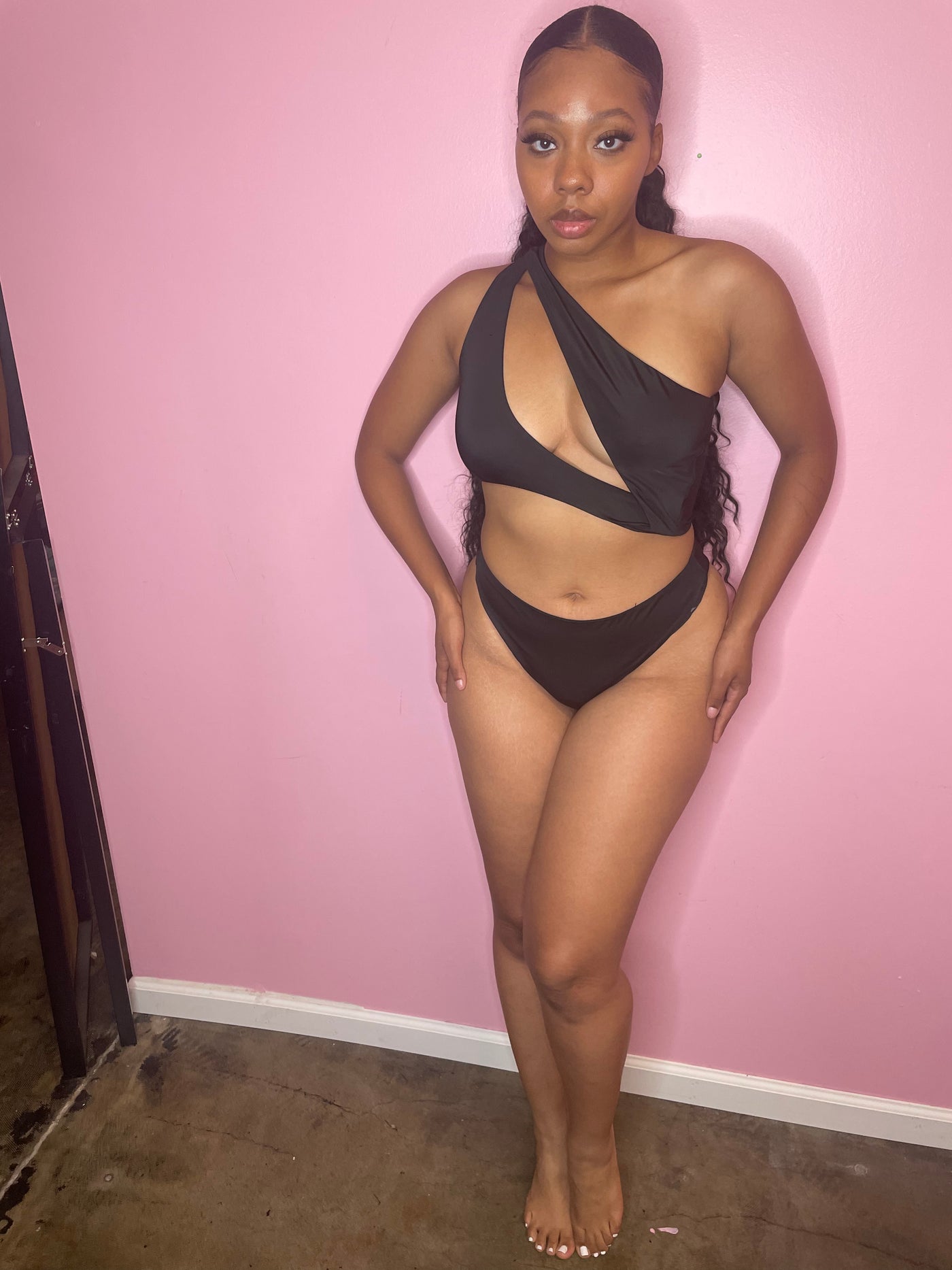 medium black bathing suit